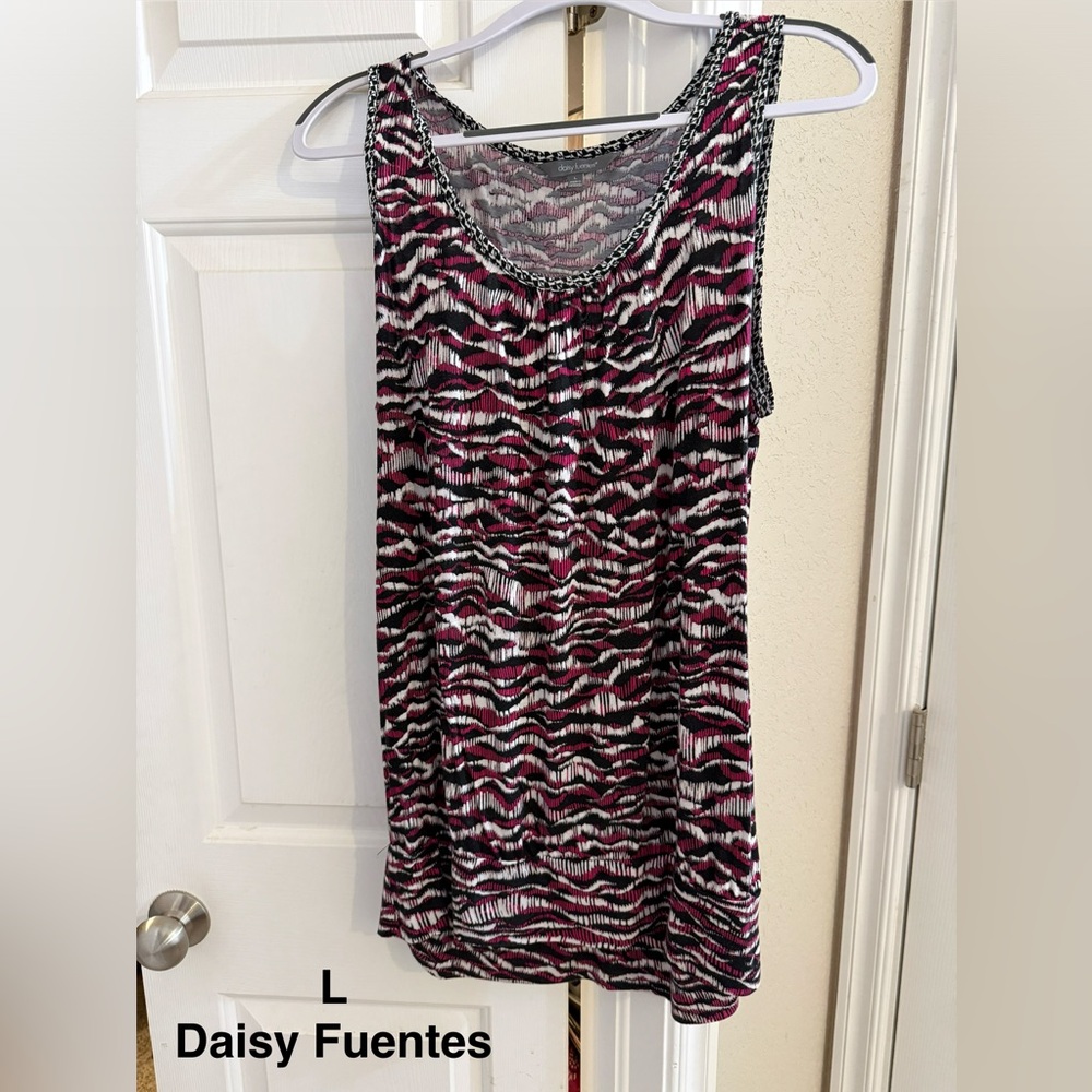 Daisy Fuentes Black and Pink Zebra Tank Top